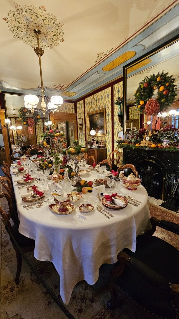 Christmas Table settings of the 1900s
