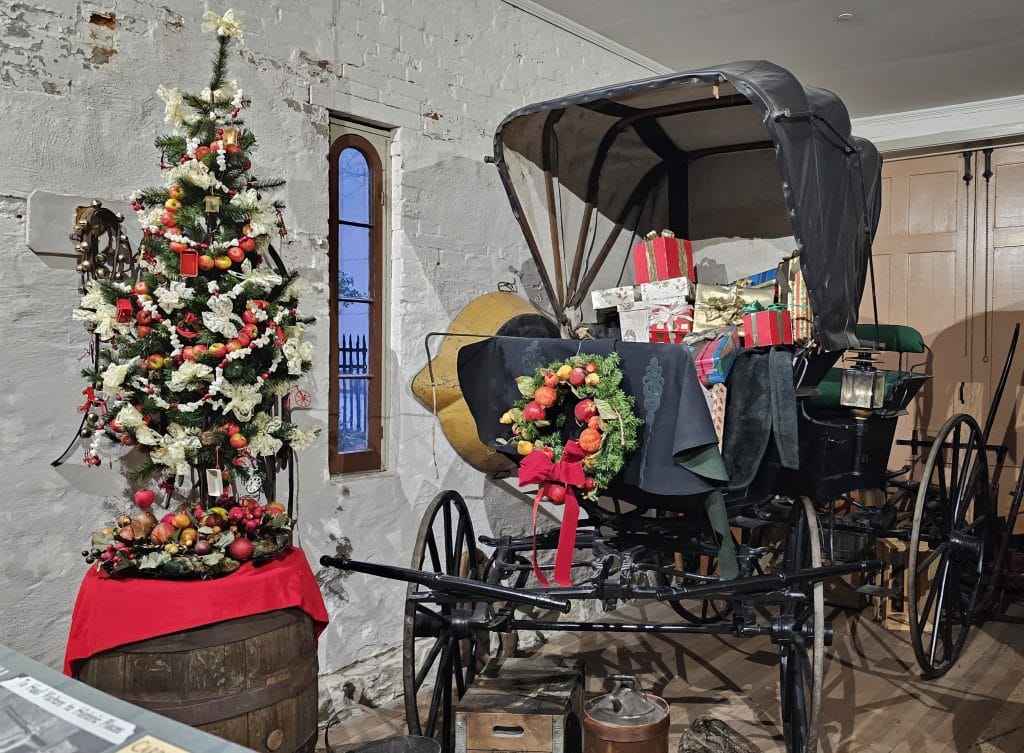 Carriage House - Christmas St Louis 