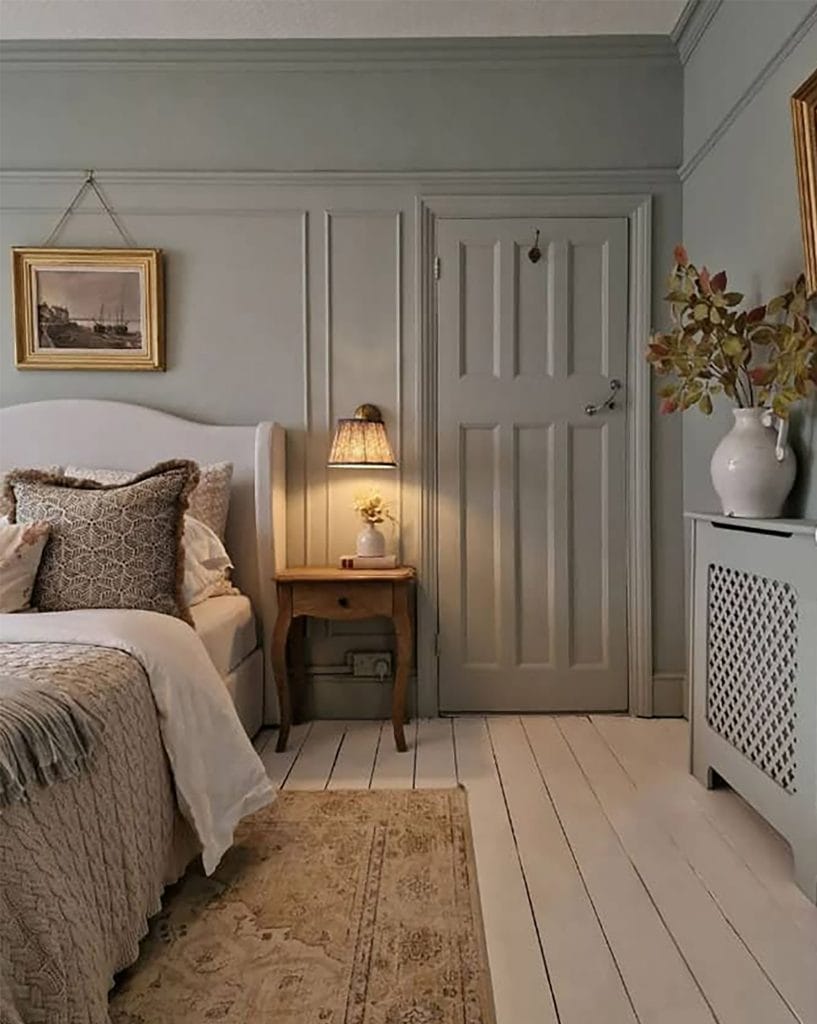 Color Drenching a Bedroom 