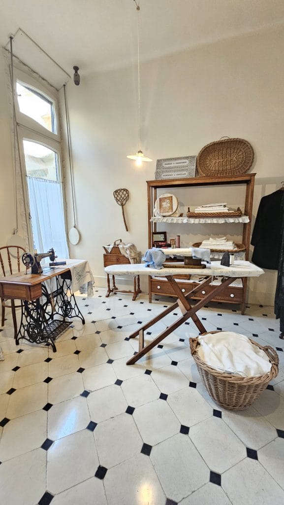 Casa Milà working room 